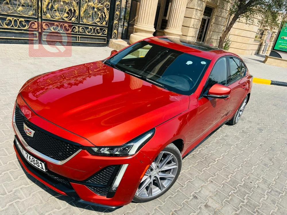 کادیلاک CT5